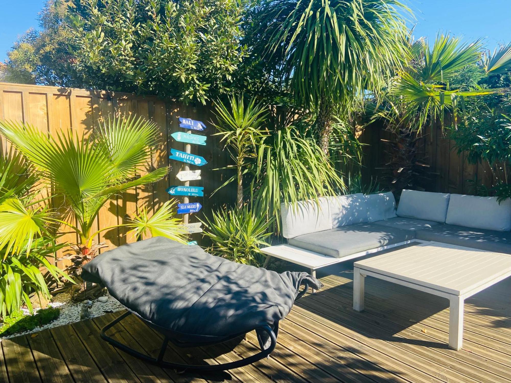 Evasion Tropicale - D'artiste Avec Jacuzzi Prive Dans Un Jardin Exotique Homestay *