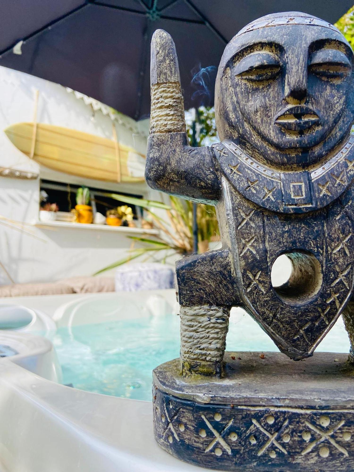 Homestay Evasion Tropicale - D'artiste Avec Jacuzzi Prive Dans Un Jardin Exotique *